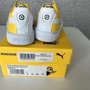 Unisex minion toddler sneakers